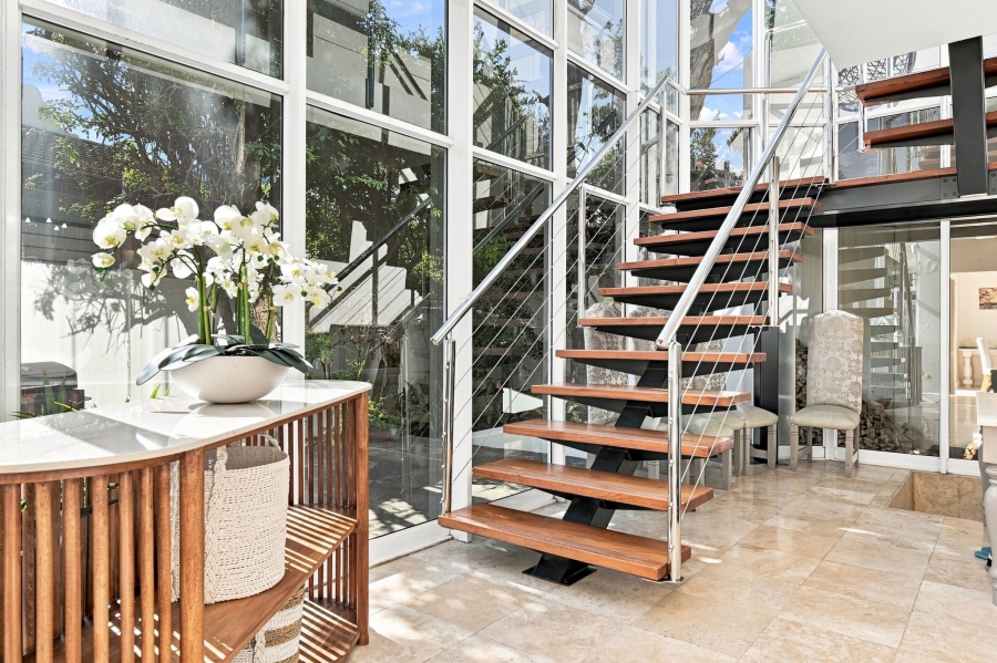 6 Bedroom Property for Sale in Newlands Western Cape